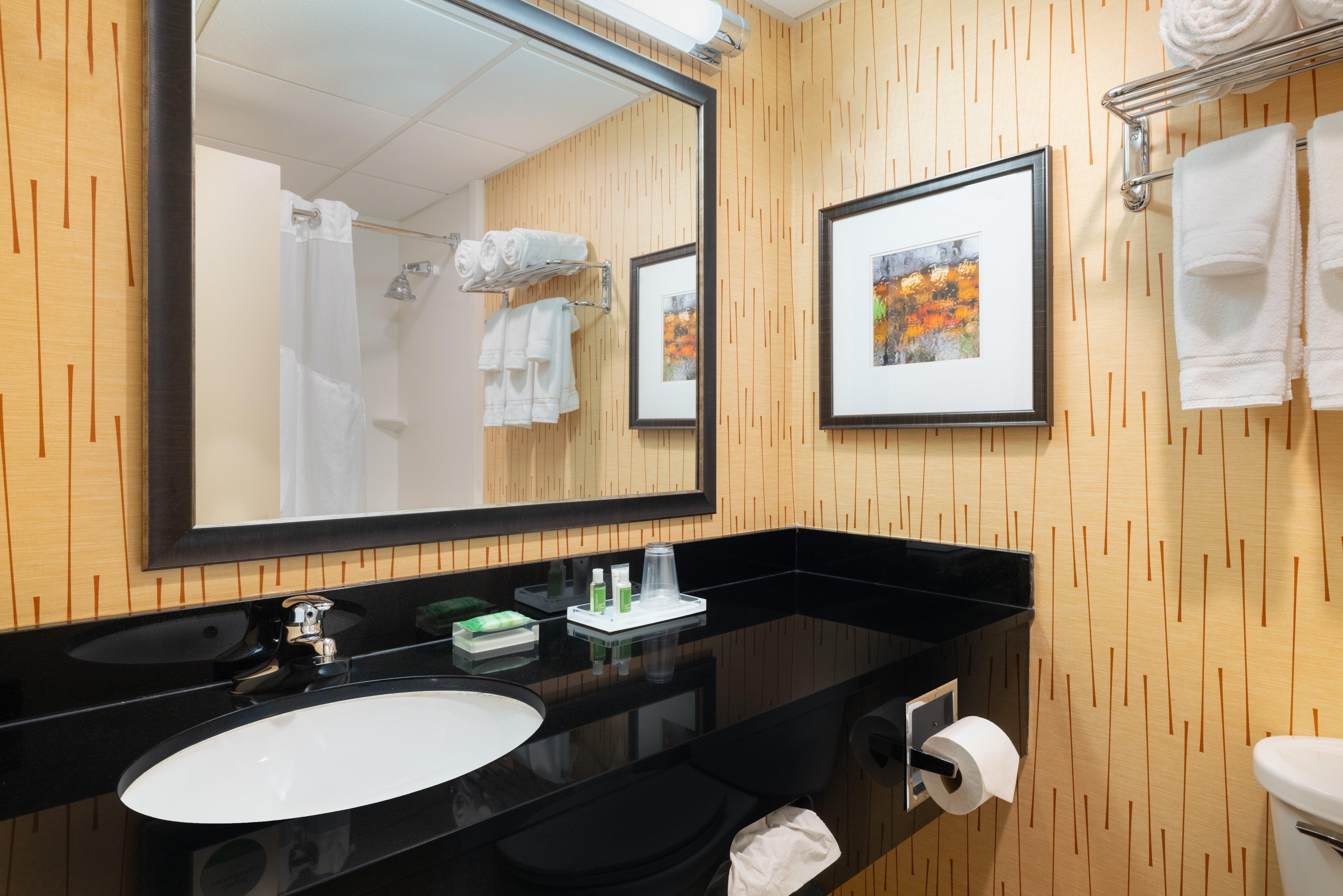 Holiday Inn Norwich By Ihg Bagian luar foto
