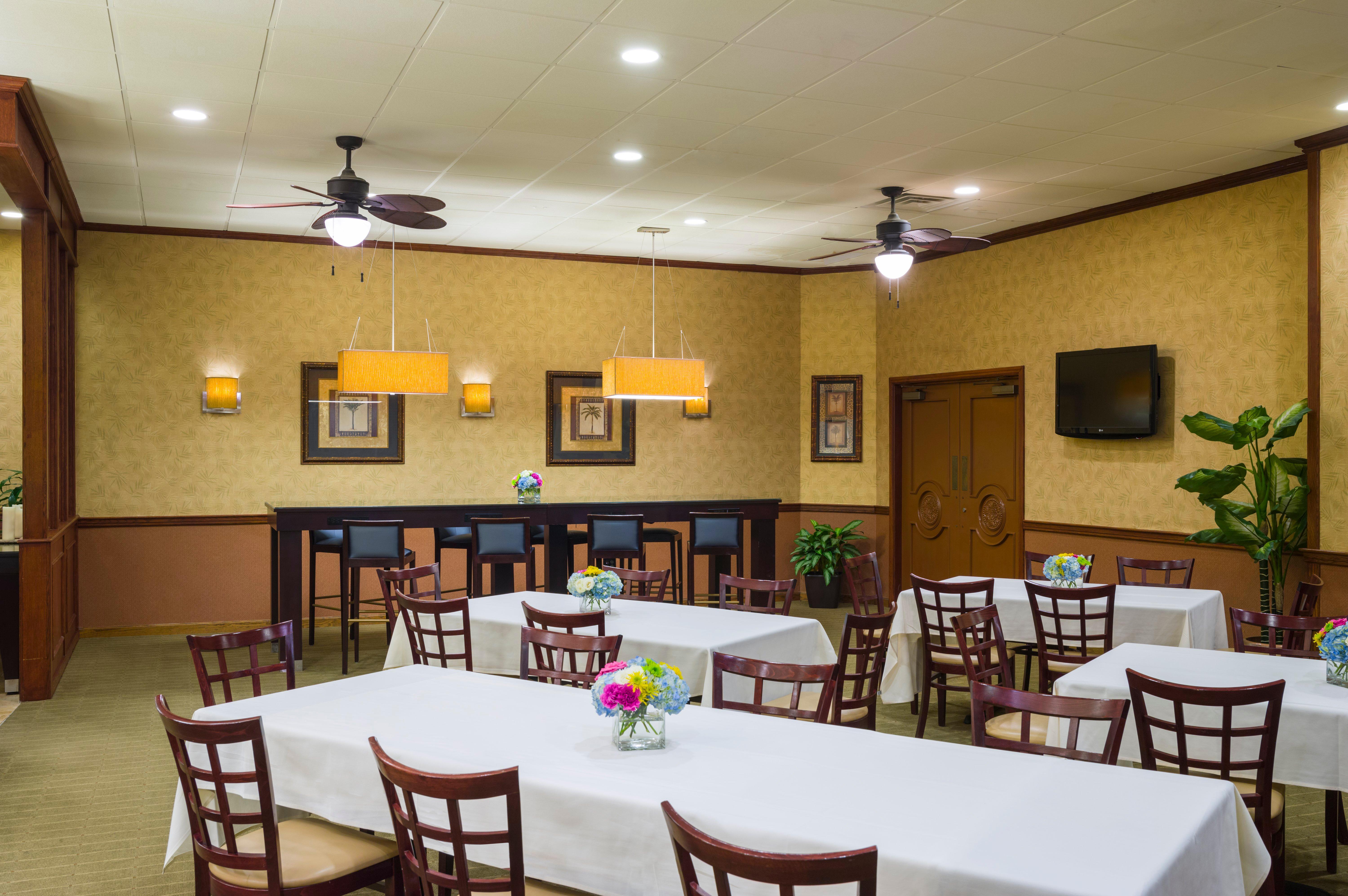 Holiday Inn Norwich By Ihg Bagian luar foto