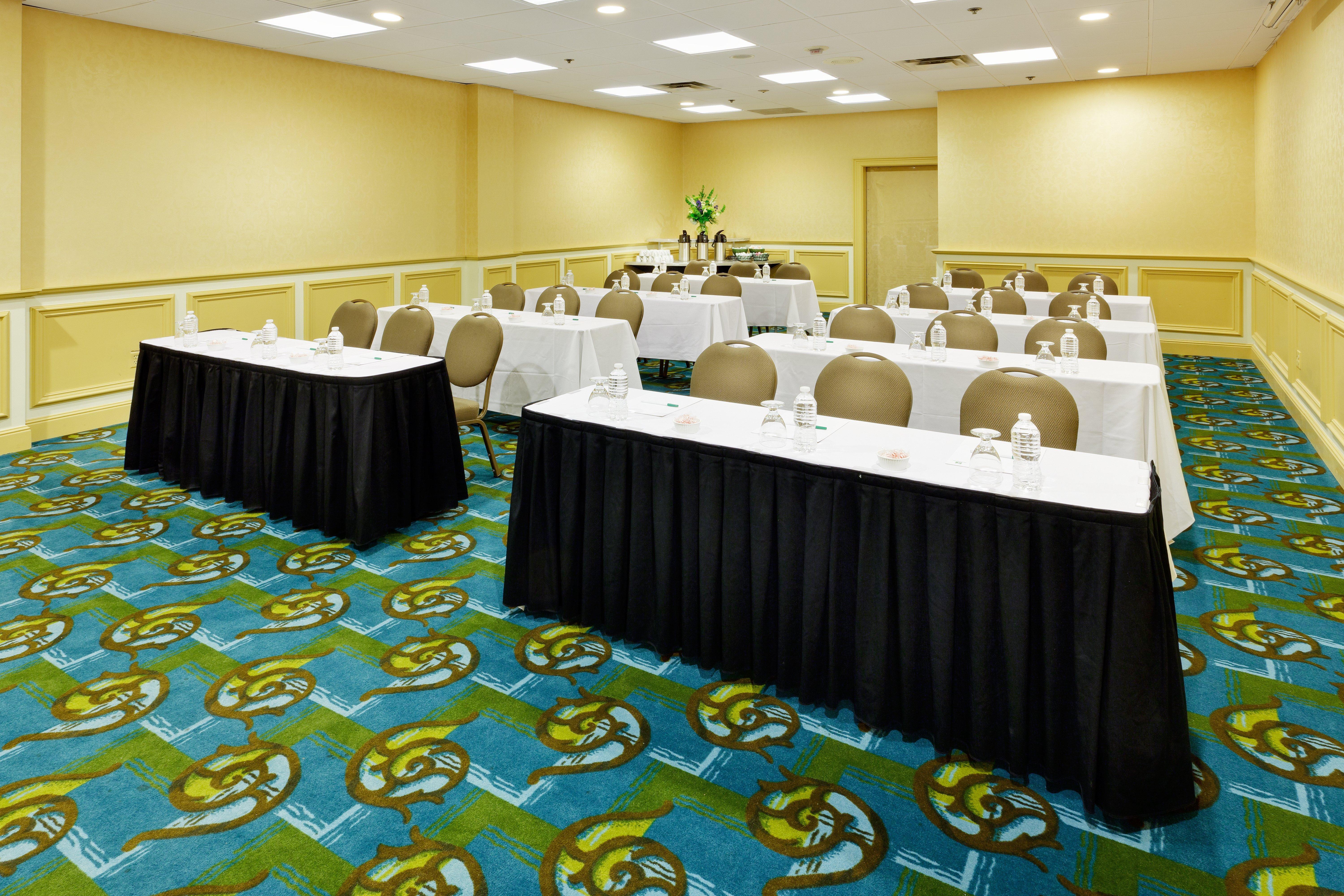 Holiday Inn Norwich By Ihg Bagian luar foto